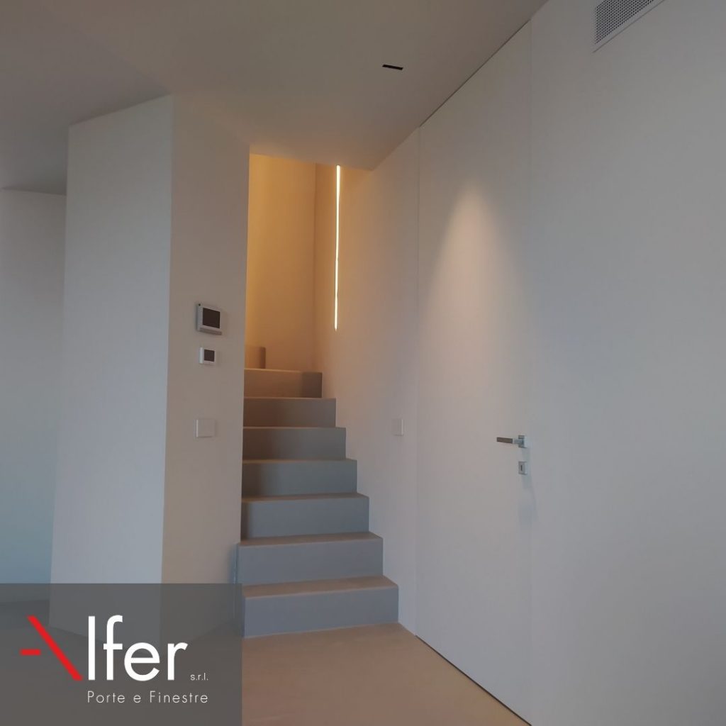 villa-minimale-portainterna-alfer-infissi-castelfiorentino